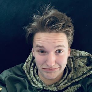 Meet your Posher, Caleb